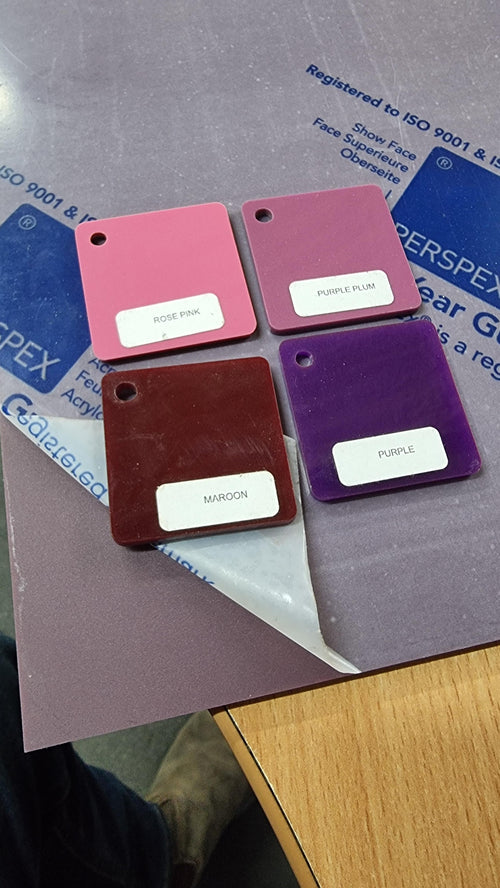 Colour Sample - maroon